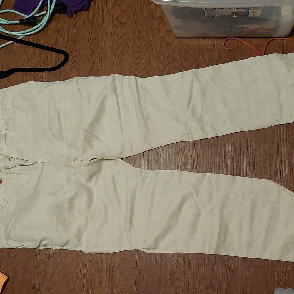 Women's Tommy Bahama 35×30 light kahaki pants